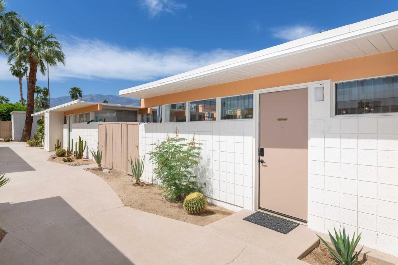 Mid-Century Palm Springs Bungalow With Patio! المظهر الخارجي الصورة