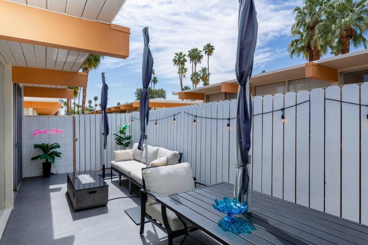 Mid-Century Palm Springs Bungalow With Patio! المظهر الخارجي الصورة